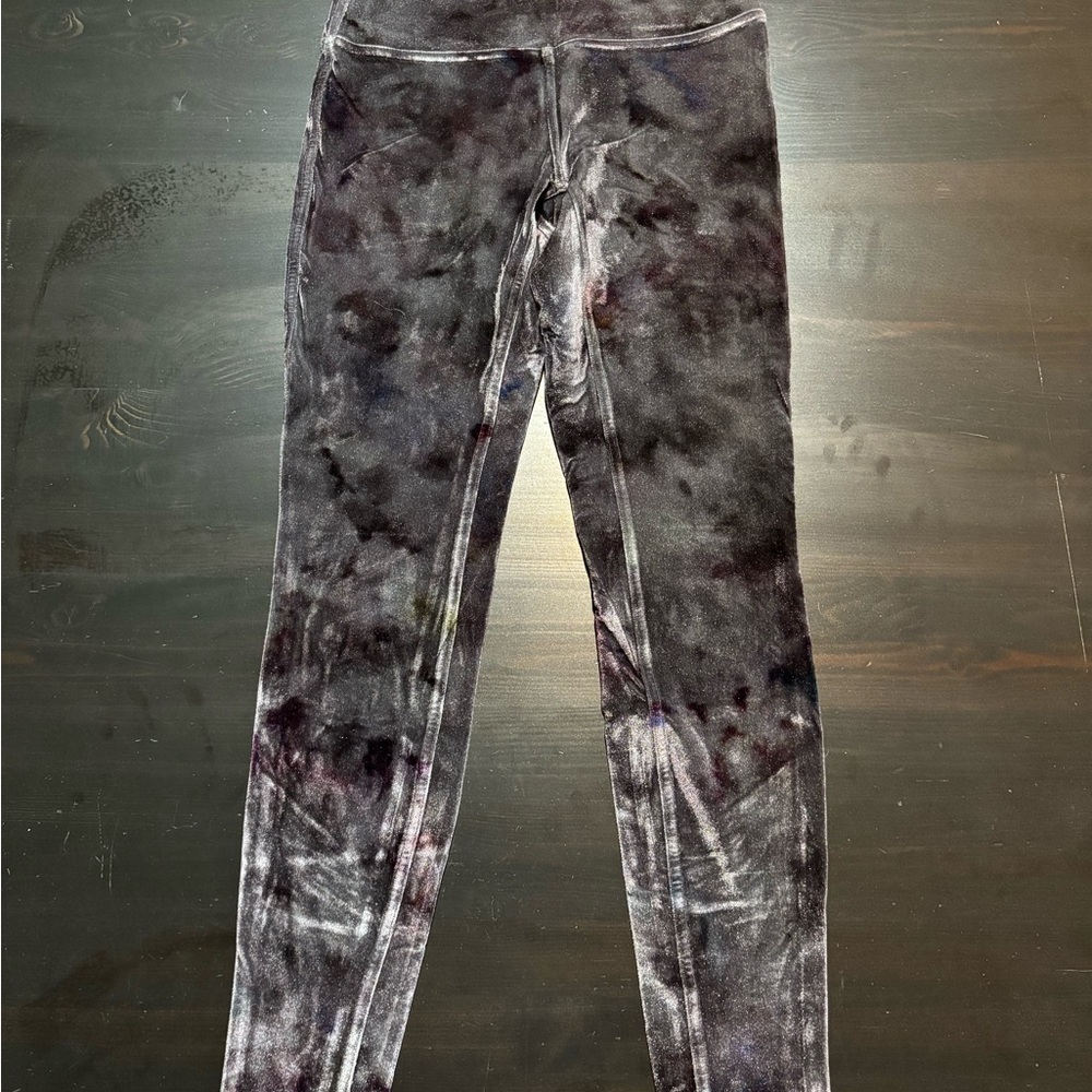 Wunder Under Lululemon velvet leggings